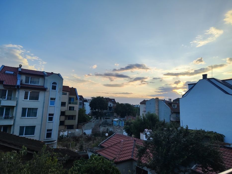 Дава се под наем Тристаен апартамент в Варна, Колхозен пазар - 90 кв.м за 637.5 € - Снимка #9