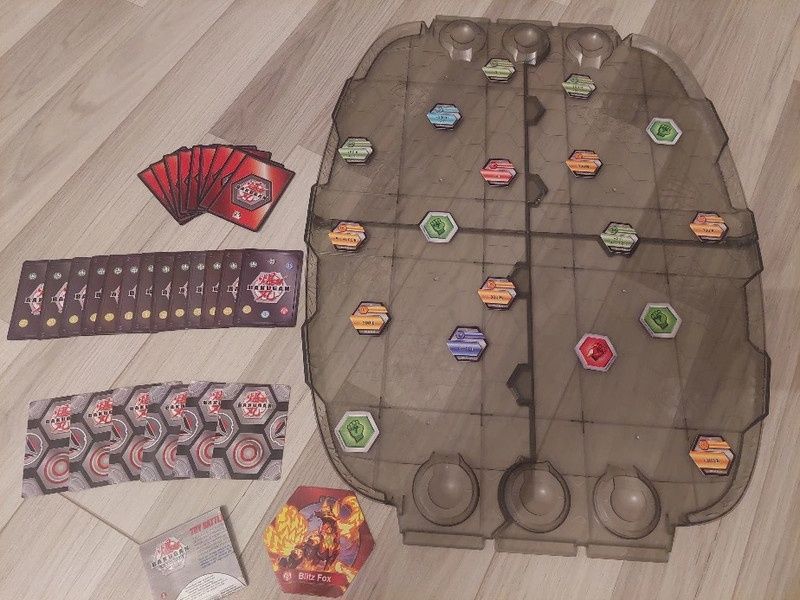 Arenă Bakugan in stare foarte buna