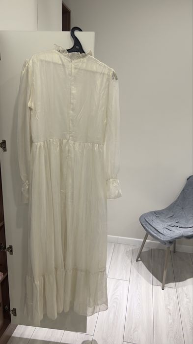 Лазер платье бежевое