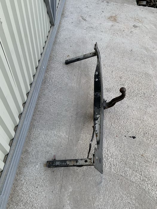 Фаркоп на Ауди А 6 , С4