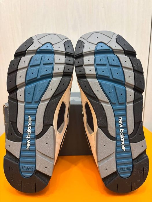 Кроссовки New Balance 1700