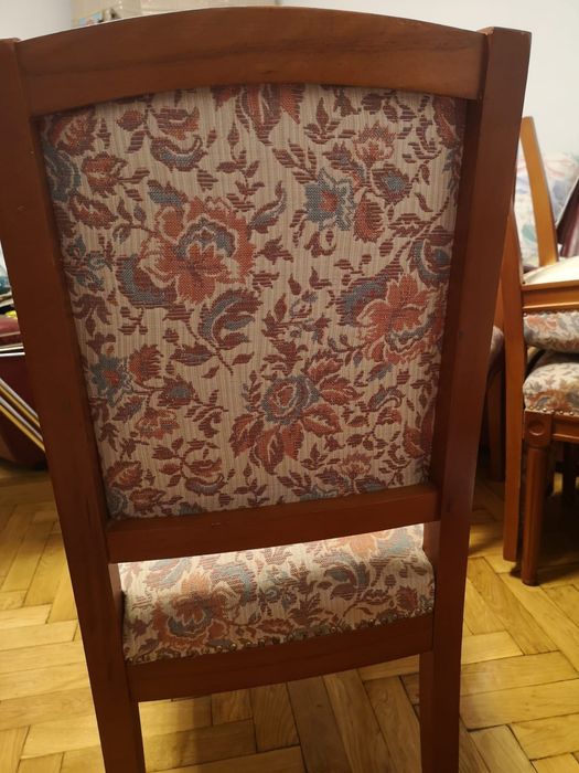 Vand set masa si scaune
