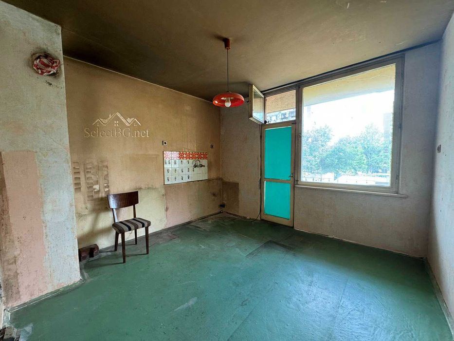 Продава се Четиристаен апартамент в Горна Оряховица - 110 кв.м за 719 €/кв.м - Снимка #4