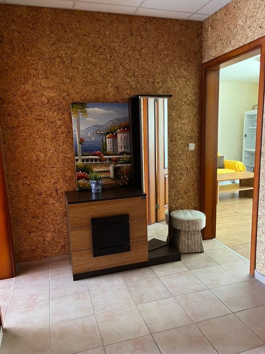 Продава се, 3-стаен, Св. Влас,  Елените, първа линия!