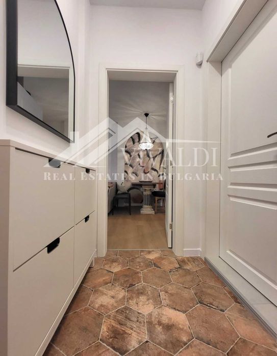 Продава се Едностаен апартамент в Варна, Център - 40 кв.м за 3875 €/кв.м - Снимка #12