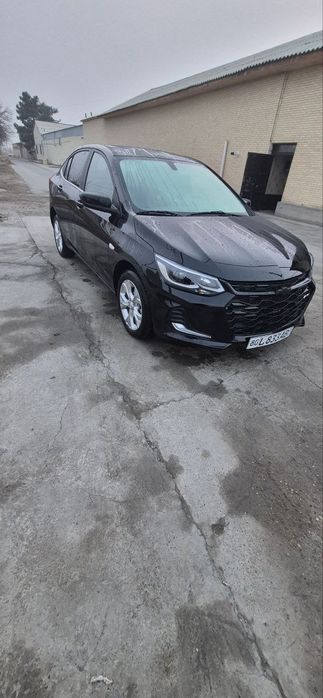 Chevrolet Onix sotiladi