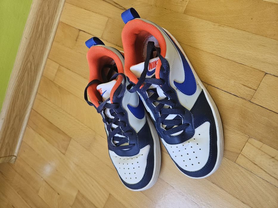 Момчешки обувки Nike 35.5- 37.5 номер