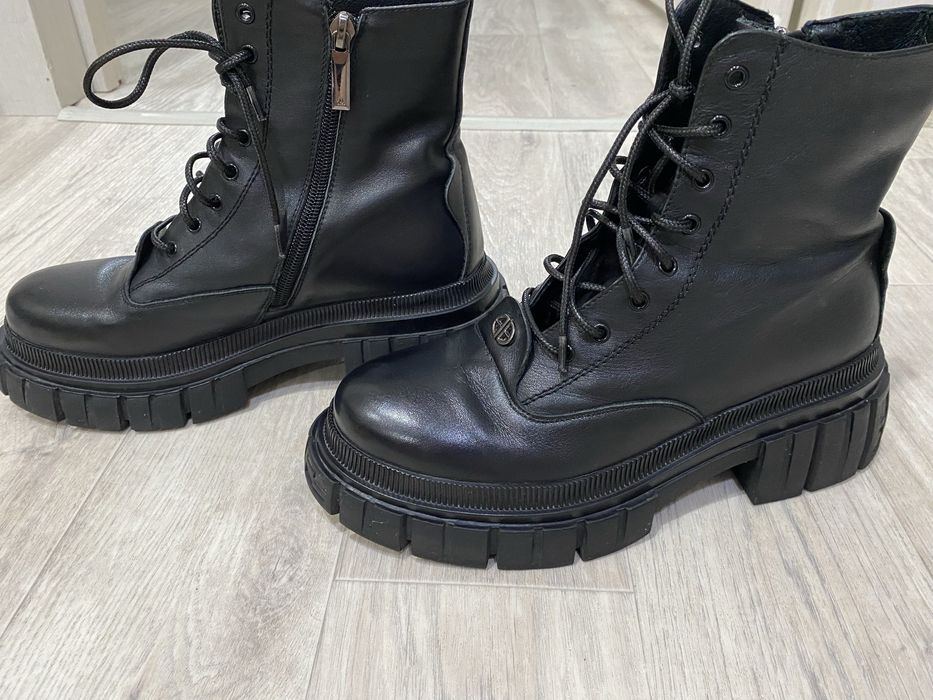 Продам женскую обувь (кожа)