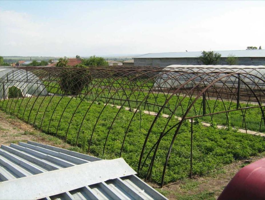 Парцел село Поликраище