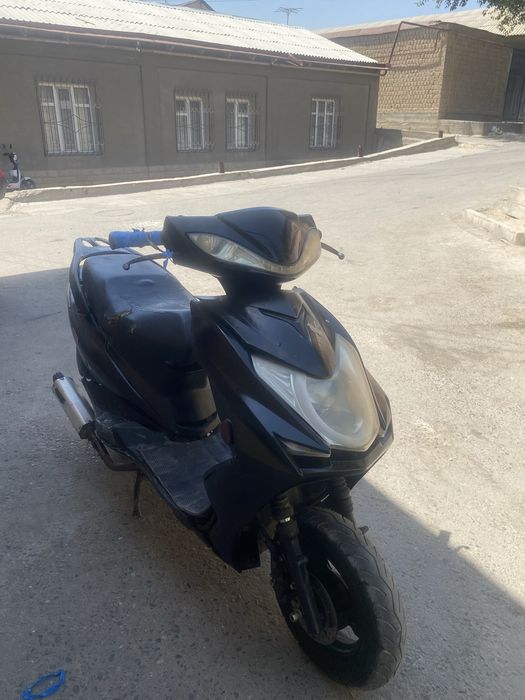 Skuter skrochni sotiladi