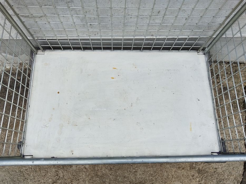 Стара Соц Товарна Количка Панелна Товарна Количка За Складове.