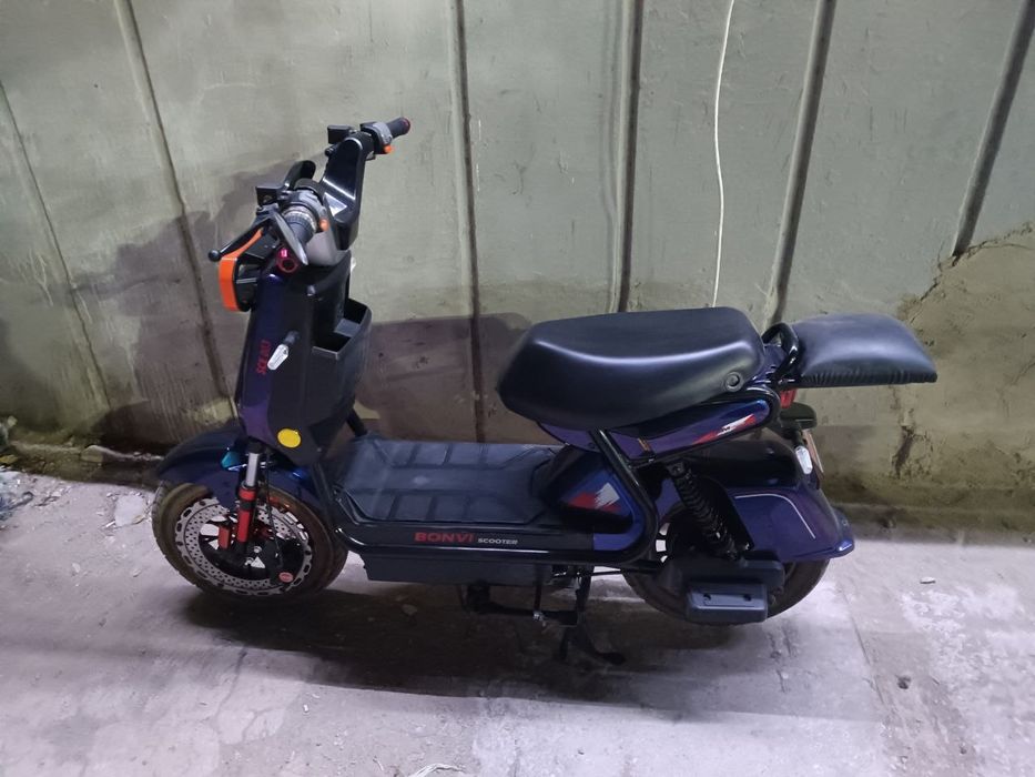 Skuter sotiladi yoki Iphone 13 pro, pro max laga obmen qilinadi