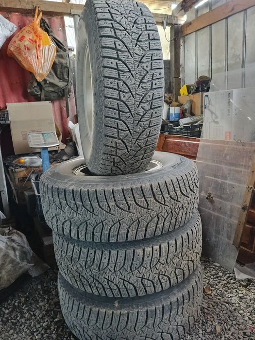 Комплект резины с дисками