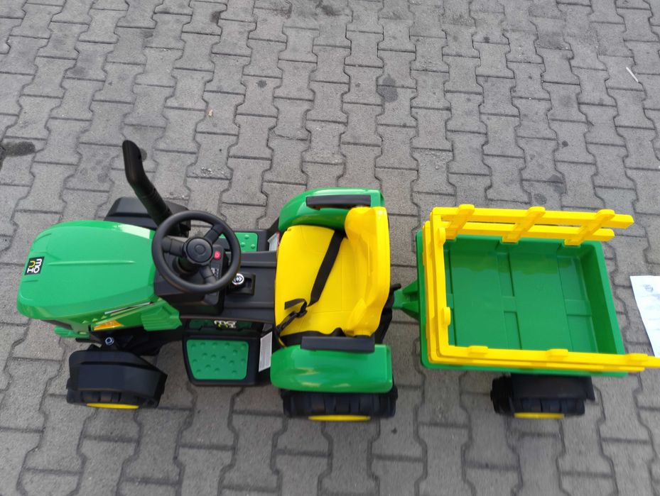 TEXAS акумулаторен трактор с ремарке RANCHER зелен