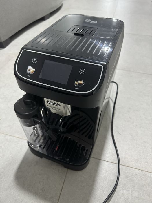 Кофе машина DELONGHI