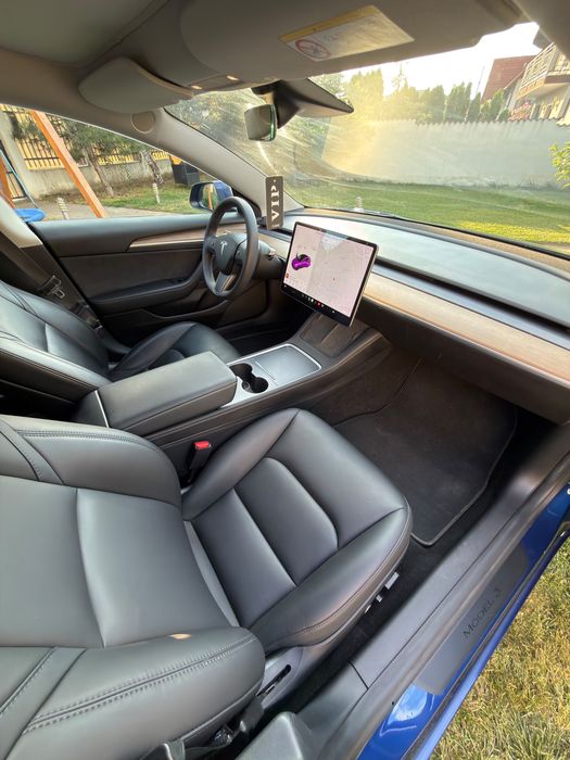 Tesla Model 3 DualMotor LongRange AWD