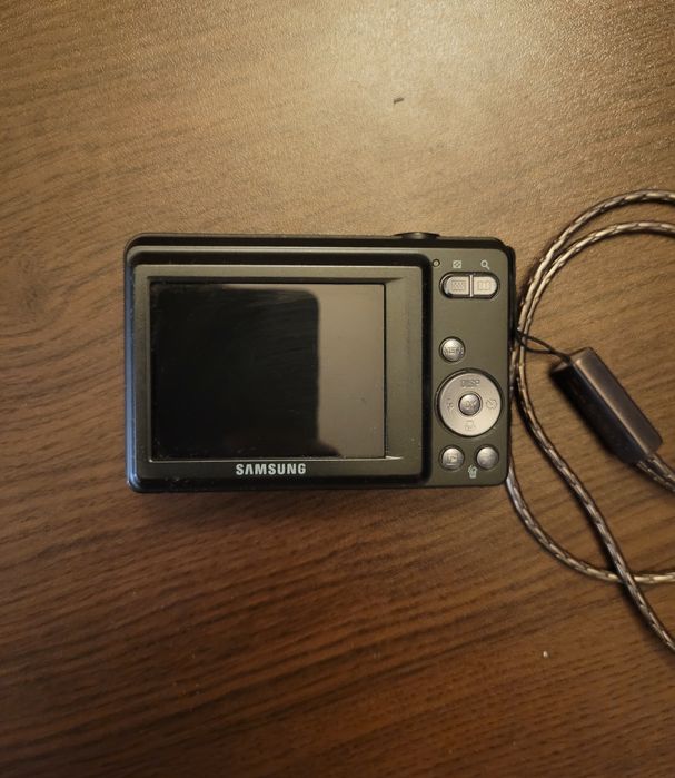 Камера Samsung ES60