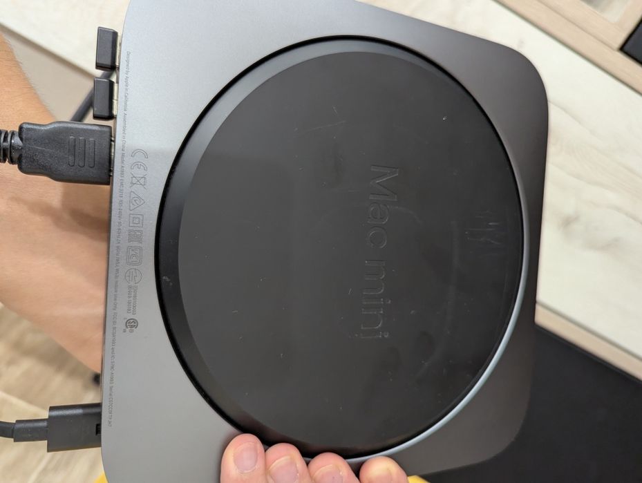 Продам Mac mini i3