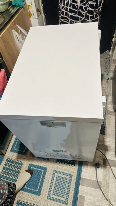 Продам морозильник