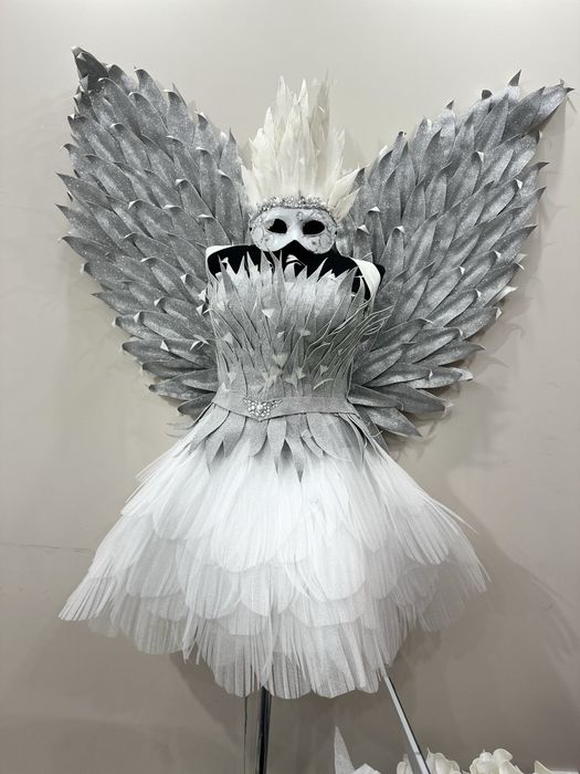 Прокат платьев с крыльями