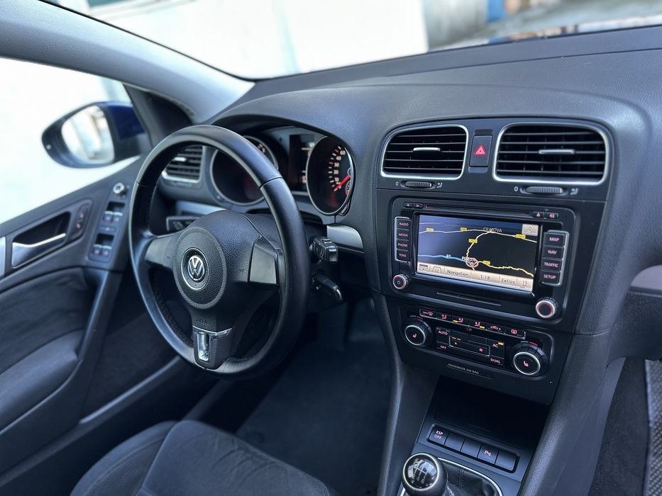 Volkswagen Golf 1.4 TSI , 122 cp , HIGHLINE *Navi*Climă*Alcantara*Istoric service*