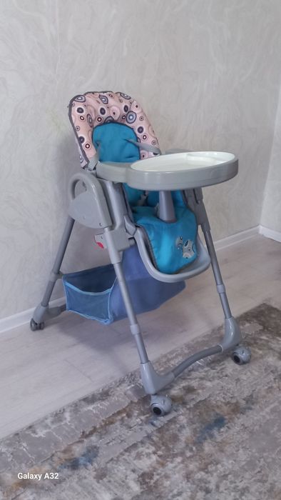 Детский стул для кормления