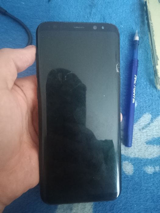 Самсунг с8+  в рабочем состоянии