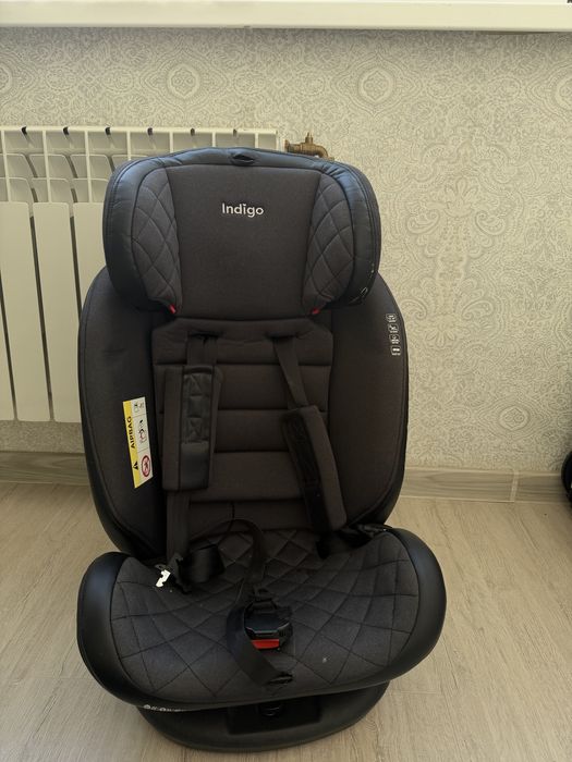 Автокресло indigo