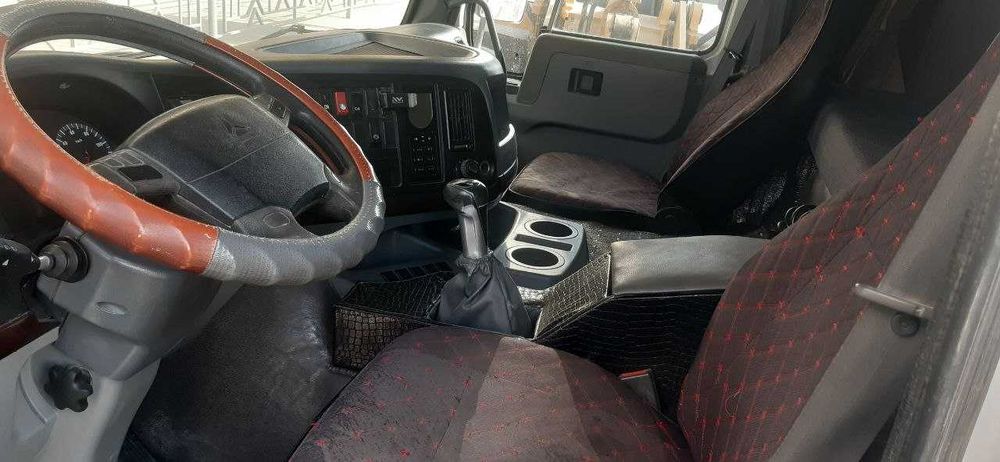 Howo миксер 10 куб сотилади