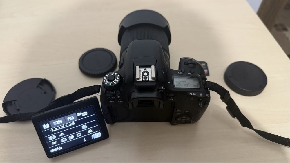 Vând/Schimb Kit Foto DSLR Canon 77D+Obiectiv Sigma 18-300mm