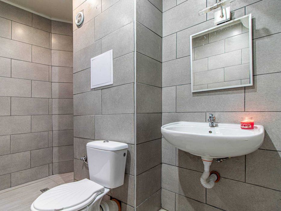 Дава се под наем Тристаен апартамент в София, Витоша - 106 кв.м за 700 € - Снимка #11