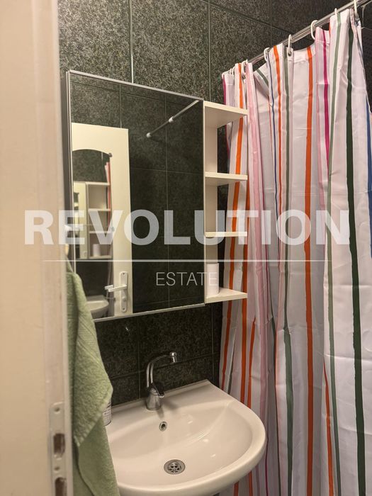 Дава се под наем Двустаен апартамент в Пловдив, Център - 55 кв.м за 400 € - Снимка #7