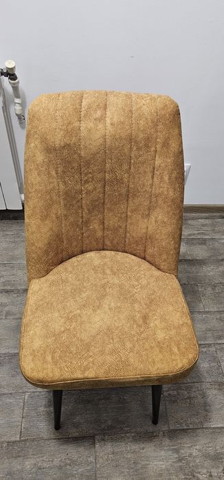 Vând set 8 scaune Dining