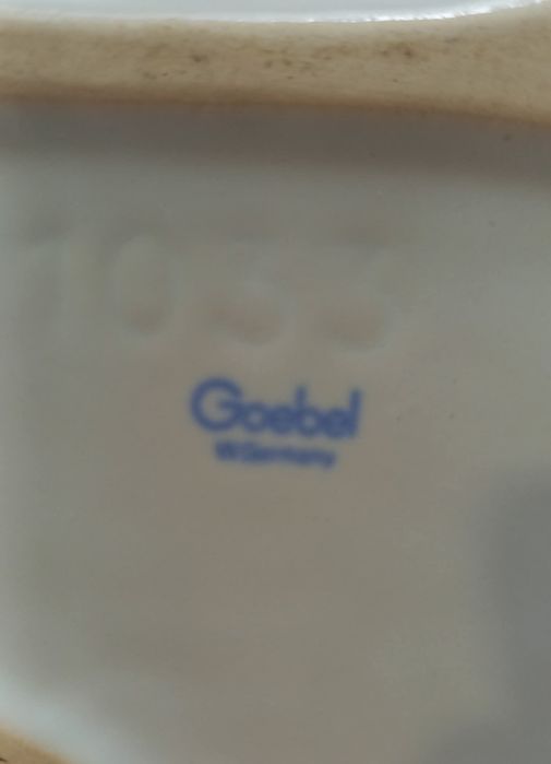 Порцеланова фигура/статуетка на гола жена - Goebel