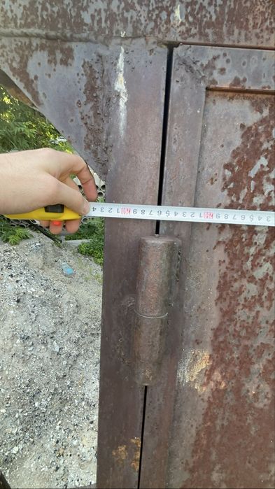 Продам Ворота для гаража