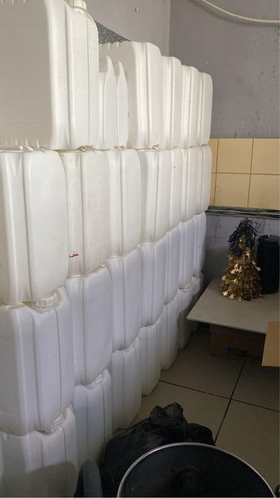 Канистра 20 литровый