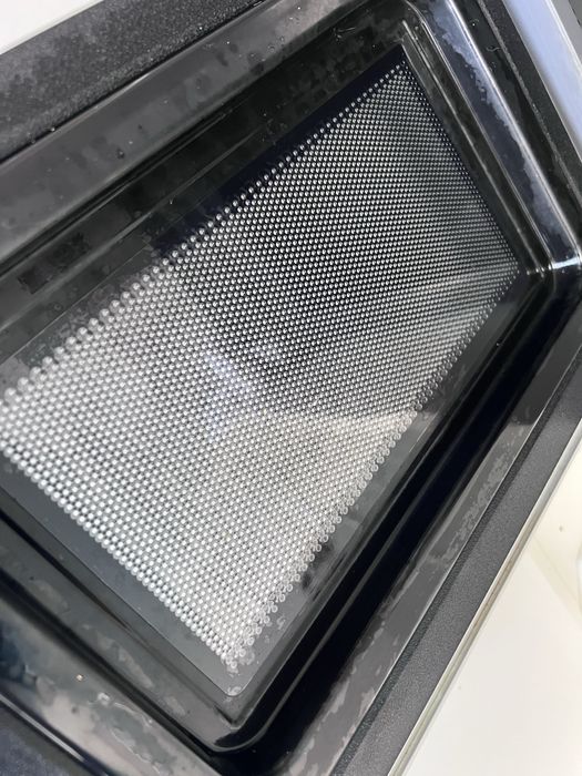 Cuptor microunde Sharp