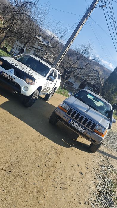 Vând jeep grand cherokee zj 2 5