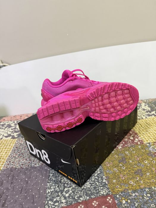 Продавам Nike Dn