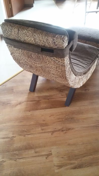 Лежанка - шезлонг с меки възглавници