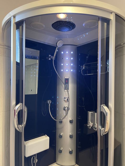 Cabina dus cu hidromasaj