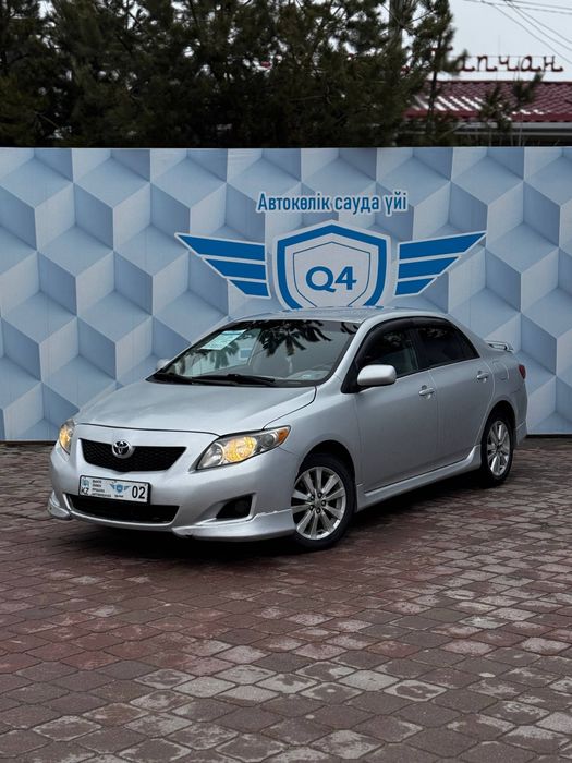 Toyota corolla машина