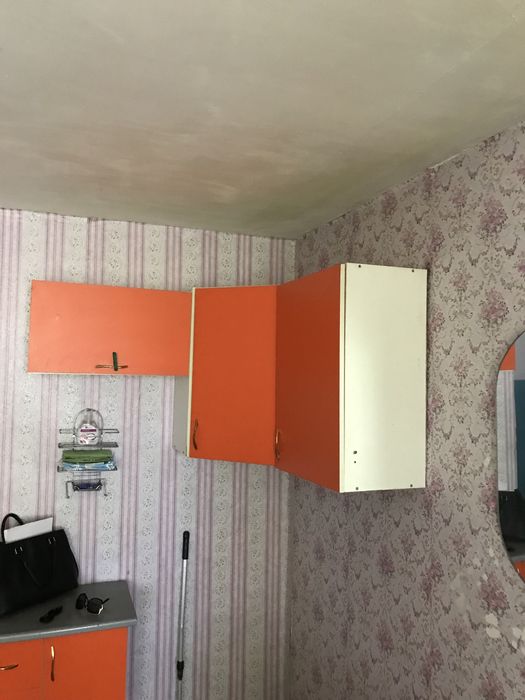 Продам срочно комнату