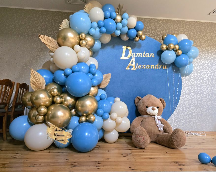 Decor nunta, botez, Panou baloane, Aranjamente de masa, Prezidiu