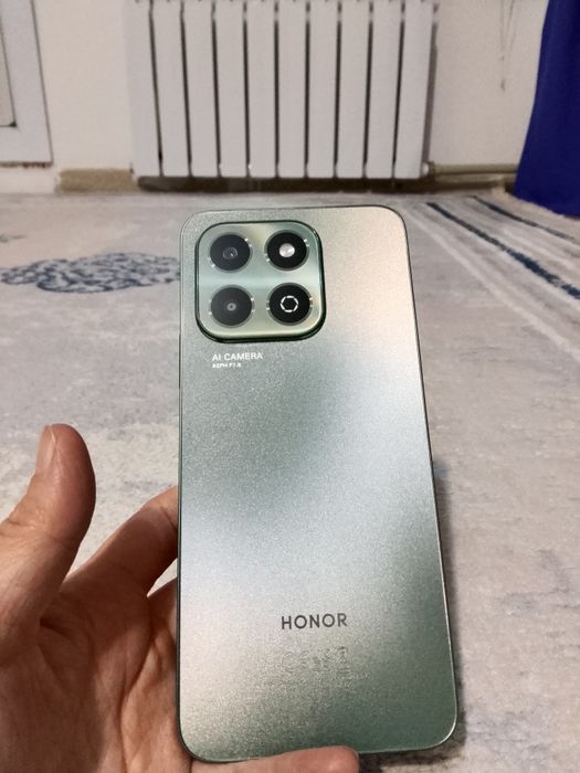 Хонор телефон сатылады