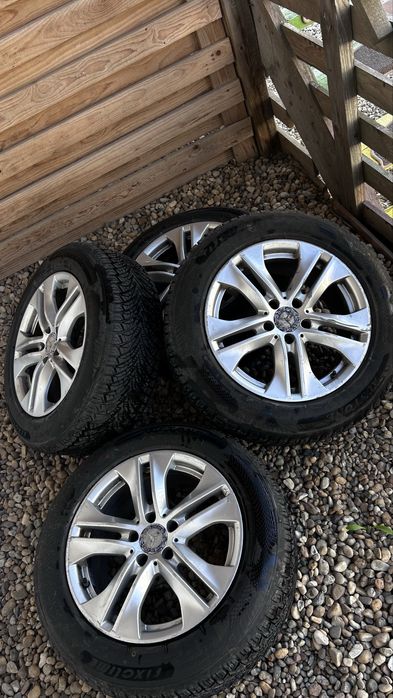 Jante Mercedes + Anvelope NOI 225/60 R17 All Season – gata de montat!( se vand doar in Constanta)