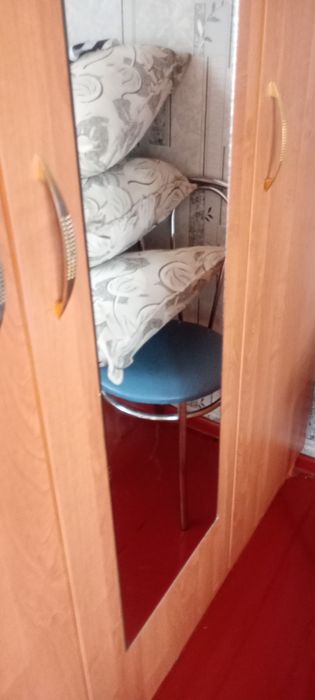 Шкаф Плательные почти новый