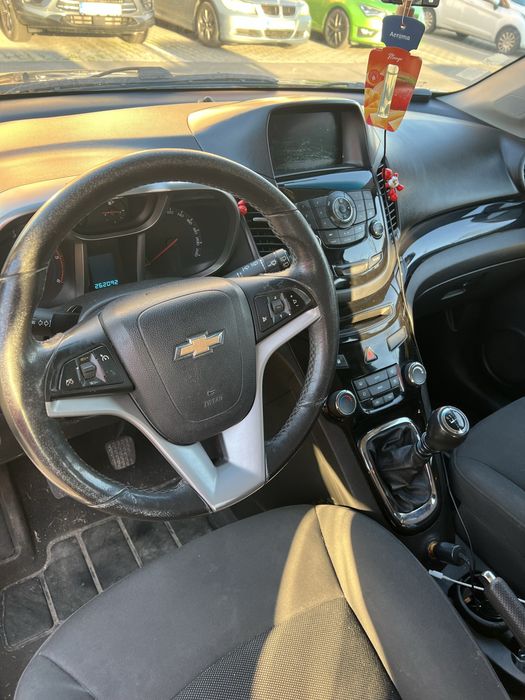CHEVROLET Orlando 2012 — imagine 3