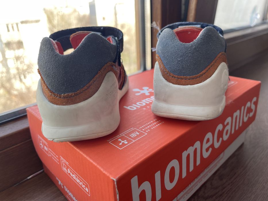 Сандали biomecanics 22