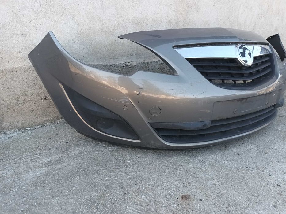 предна броня за опел мерива Б с маска решетки парктроник OPEL MERIVA B